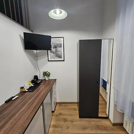 Vipol Amartamenty Biznesowe Apartment Lodz  Exterior photo